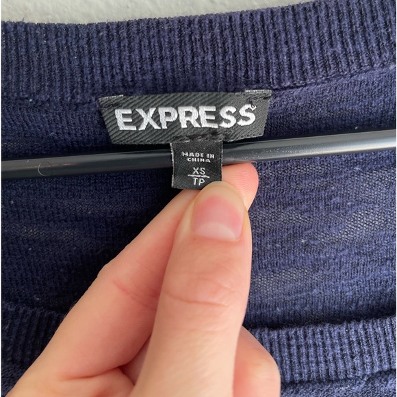 Express Top - Picture 4 of 5
